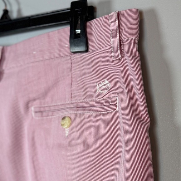 Southern Tide Women's Pink And White Seer Sucker Flat Front Chino Shorts W34 - Picture 6 of 8